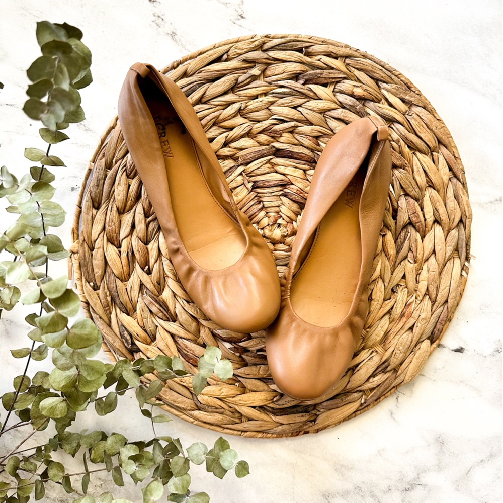 Bangle Nude Leather Flats